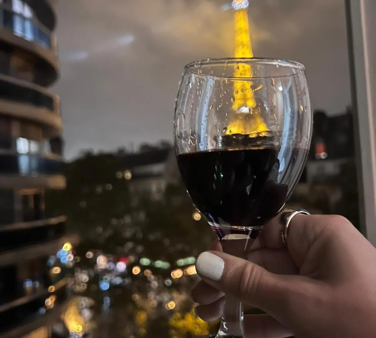 Center Paris Eiffel Tower View Daire